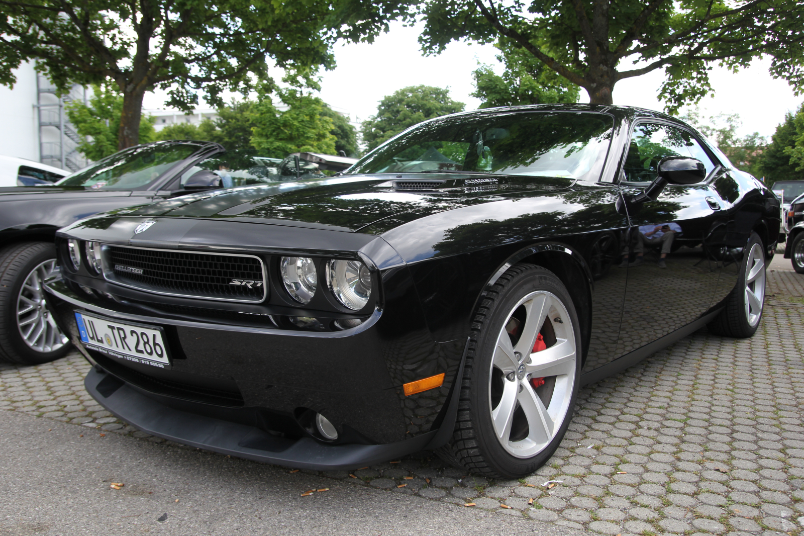 Dodge Challenger SRT 8