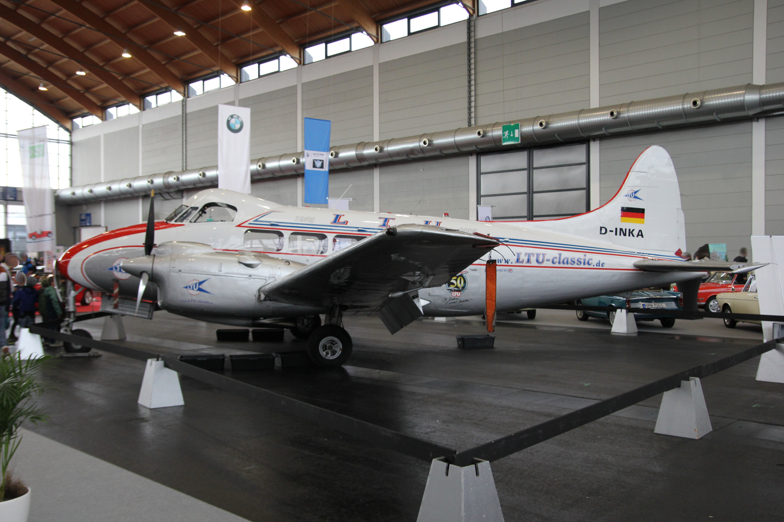 De Havilland DH. 104 Dove von LTU