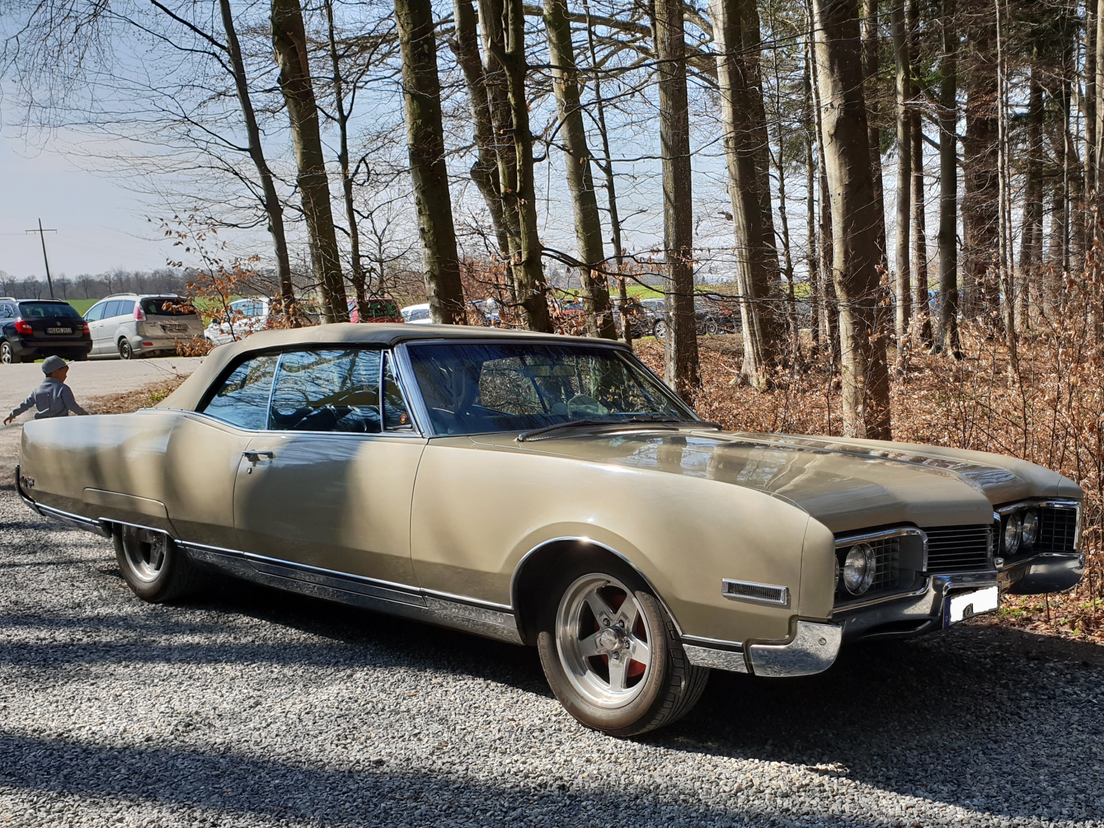 Oldsmobile Ninety-Eight