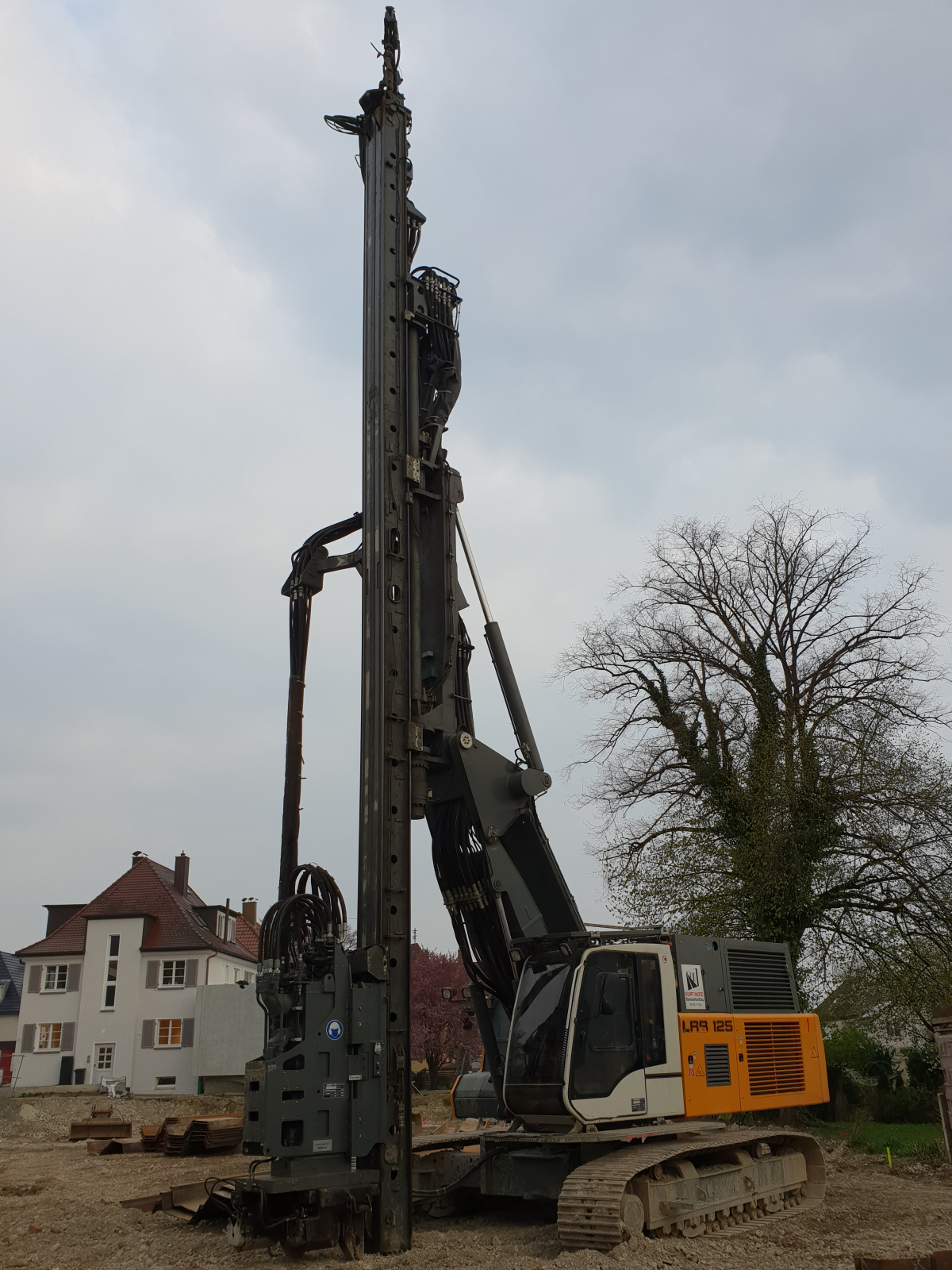 Liebherr LRB 125