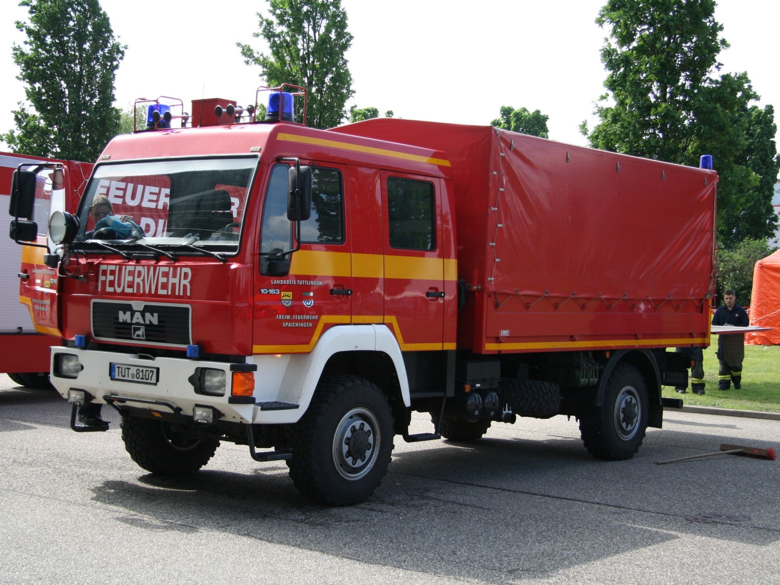 MAN 10.163 Feuerwehr mit Aufbau von Empl