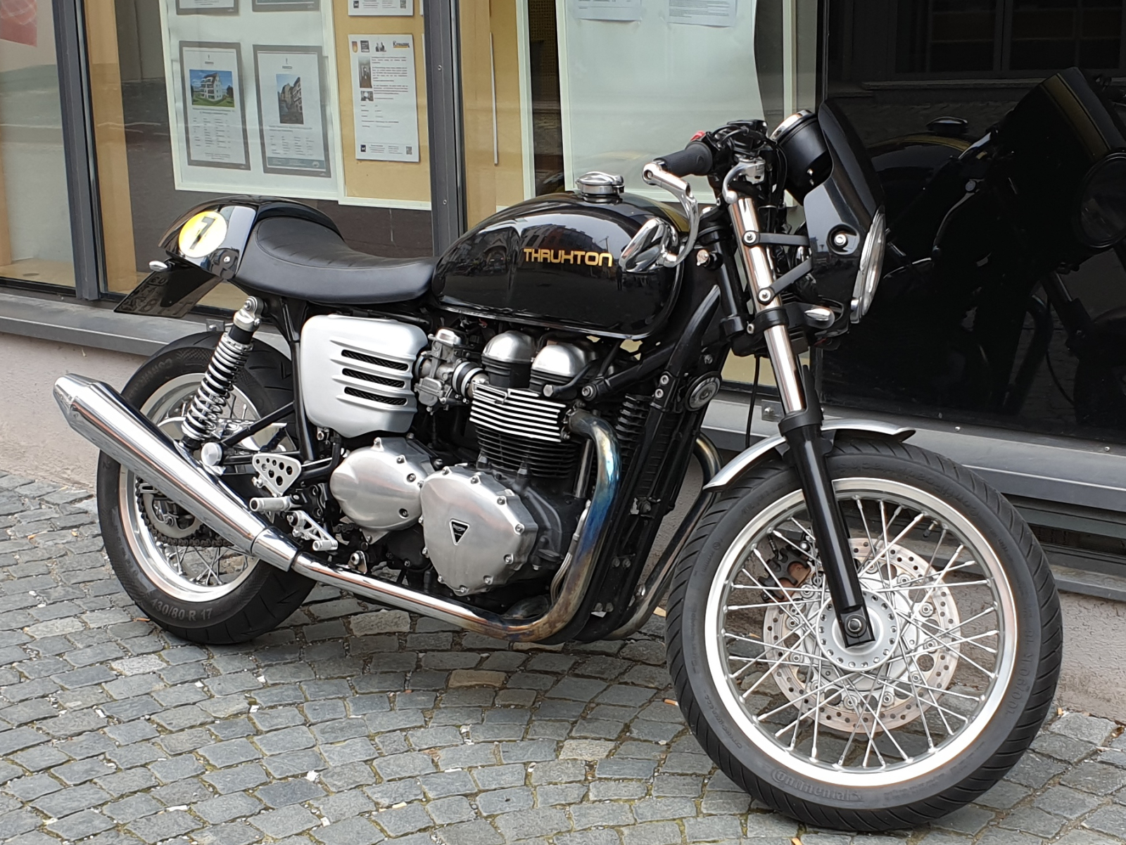 Triumph Thruxton