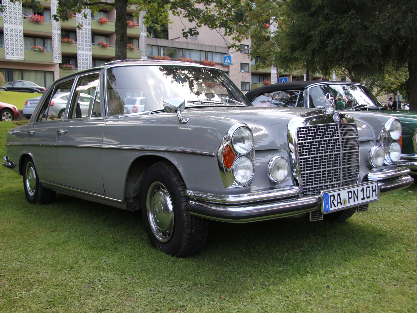 Mercedes Benz W 108/109