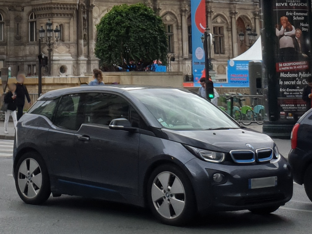 BMW I3