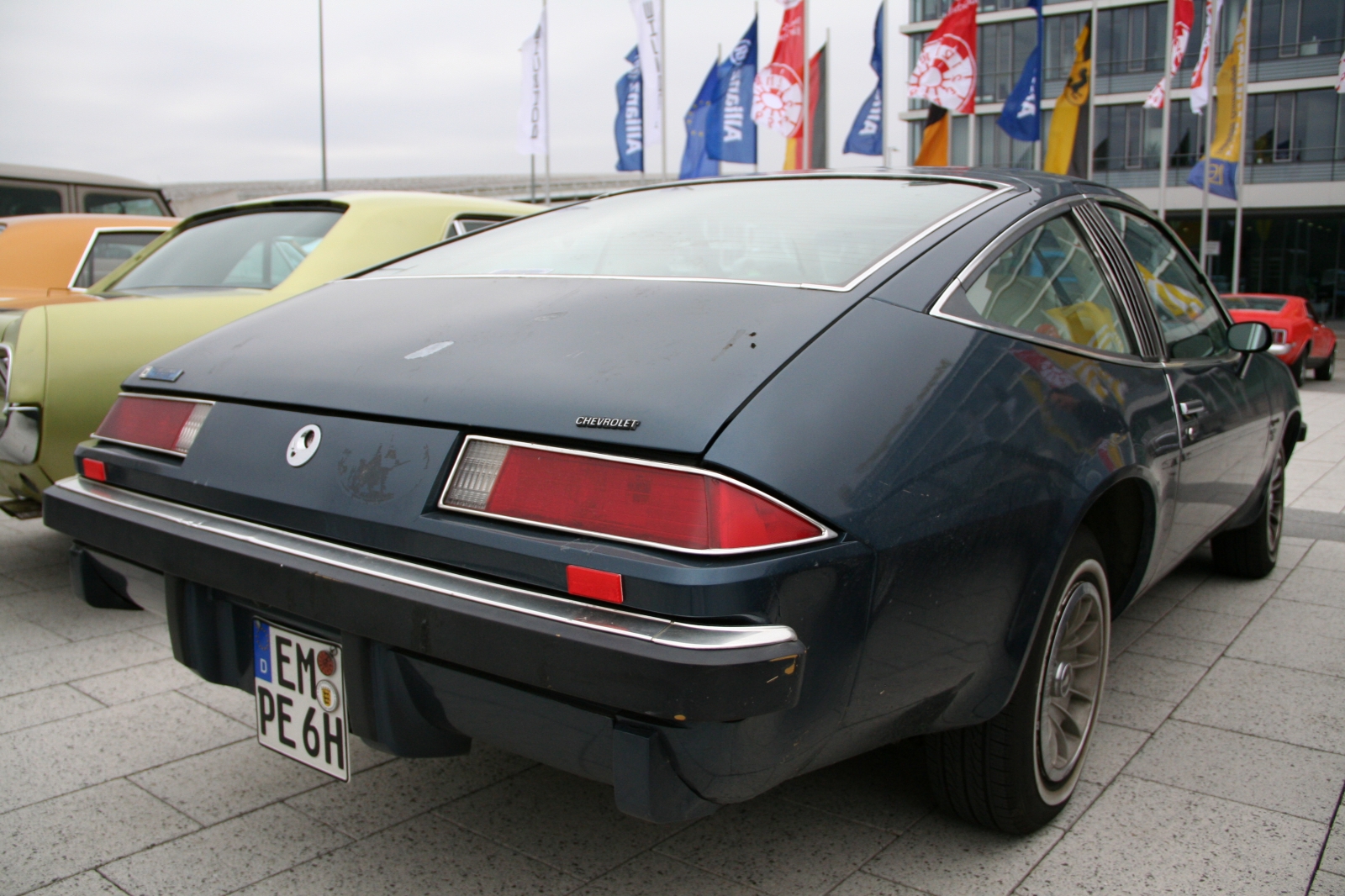 Chevrolet Monza 2+2 V8
