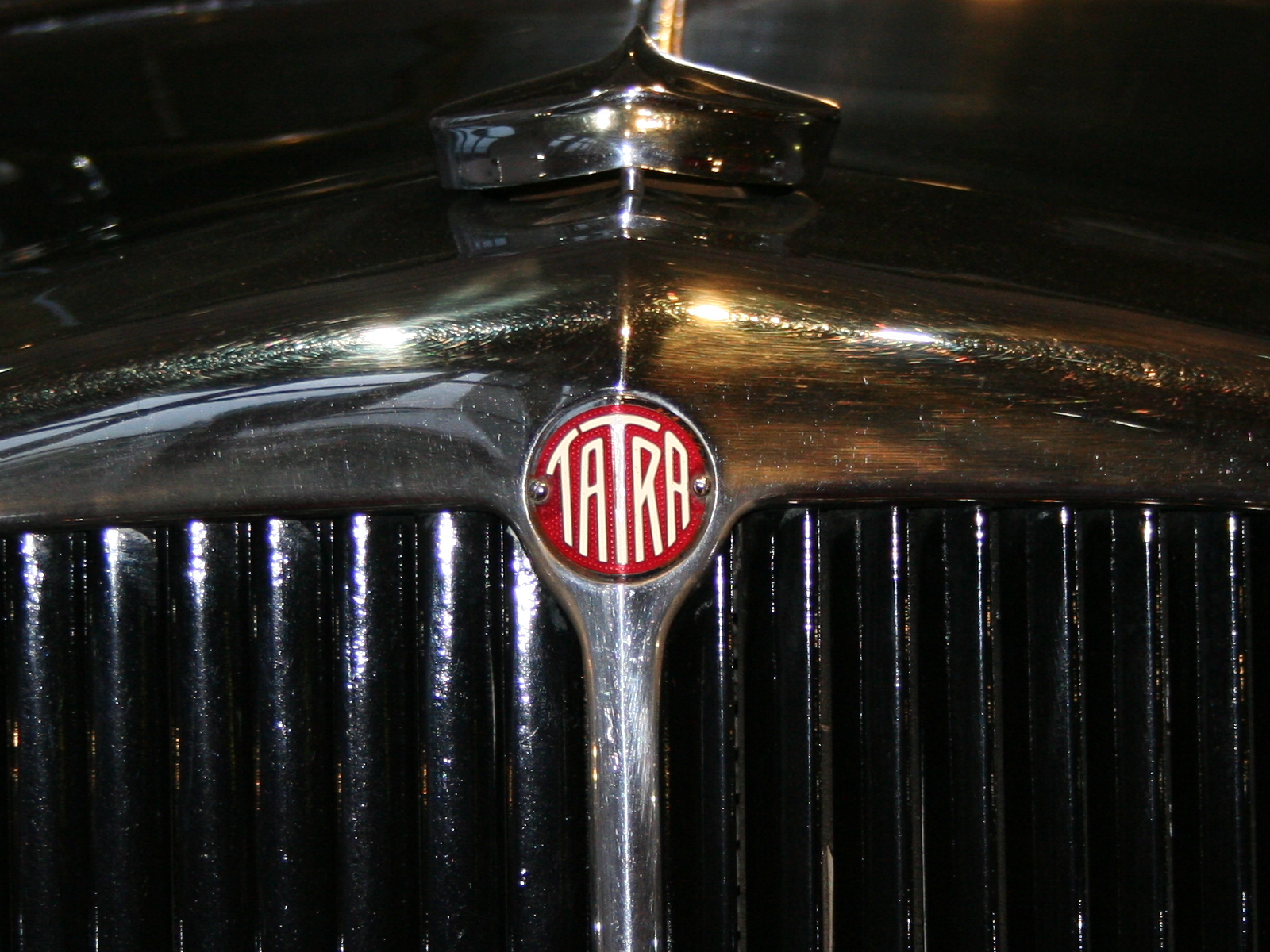 Tatra 80 V12 Landaulet Detail