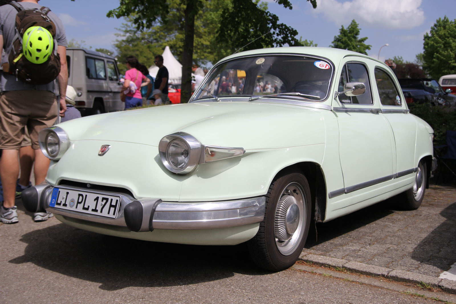 Panhard PL 17