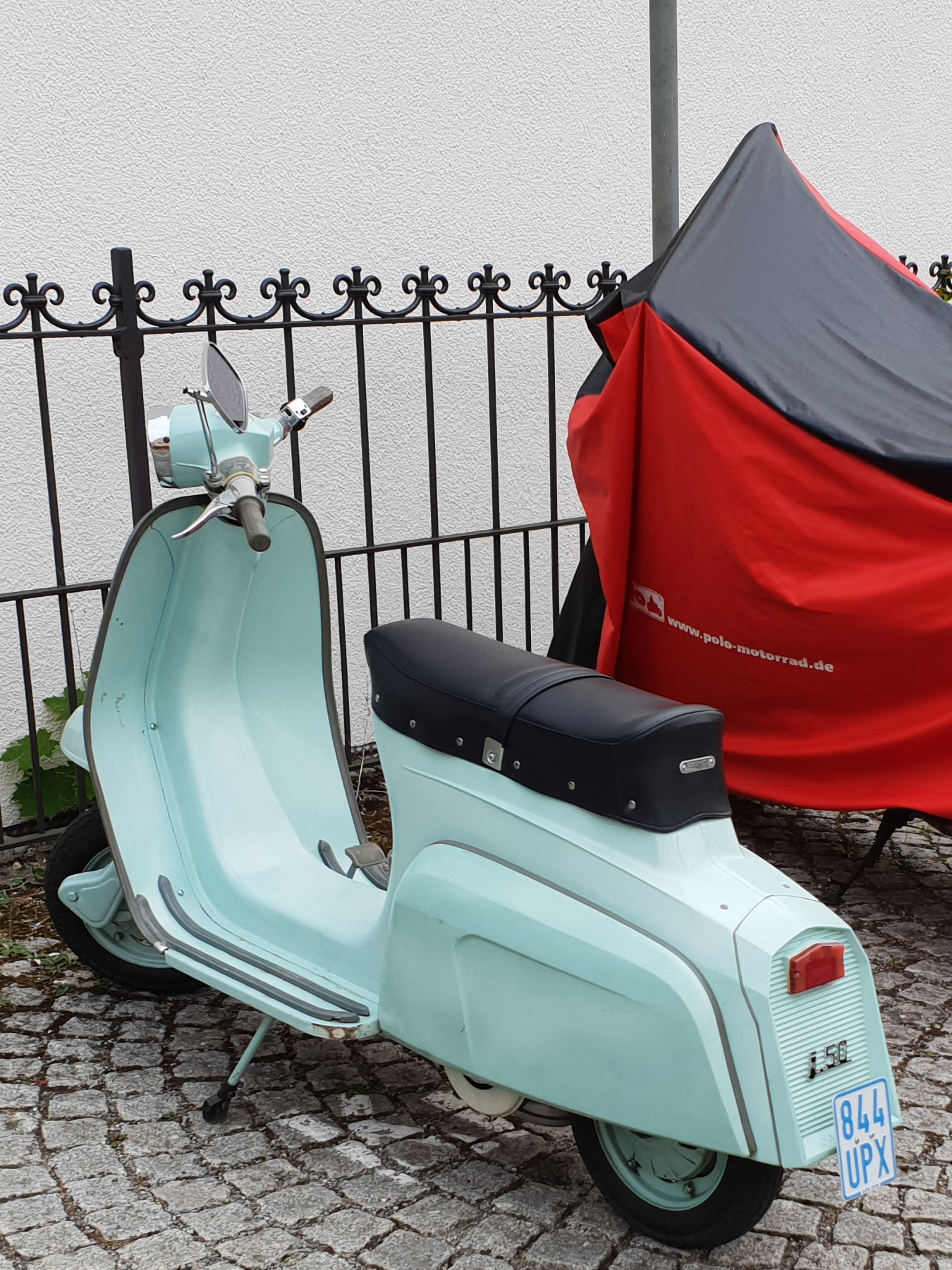 Lambretta J50