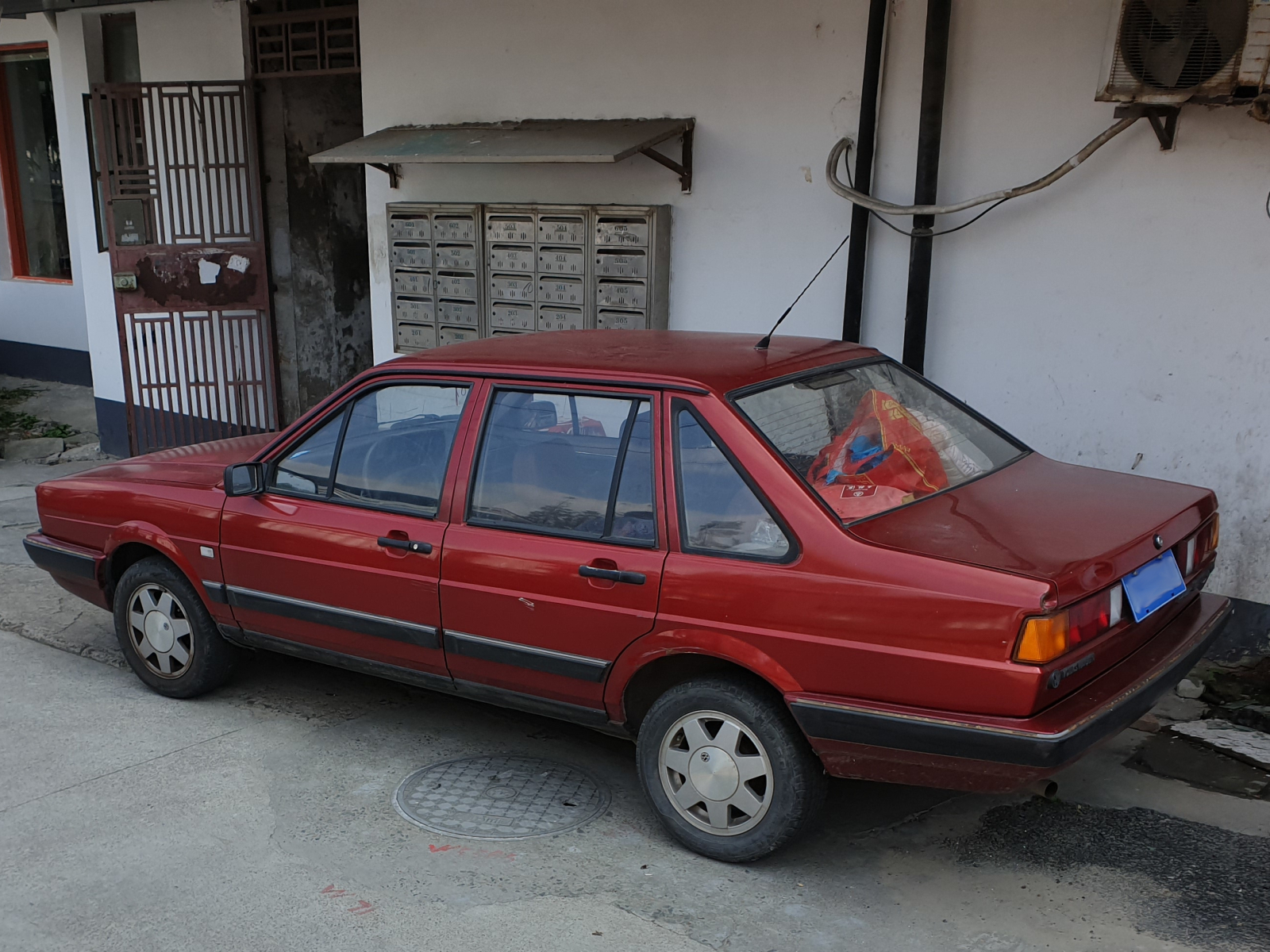 VW Santana