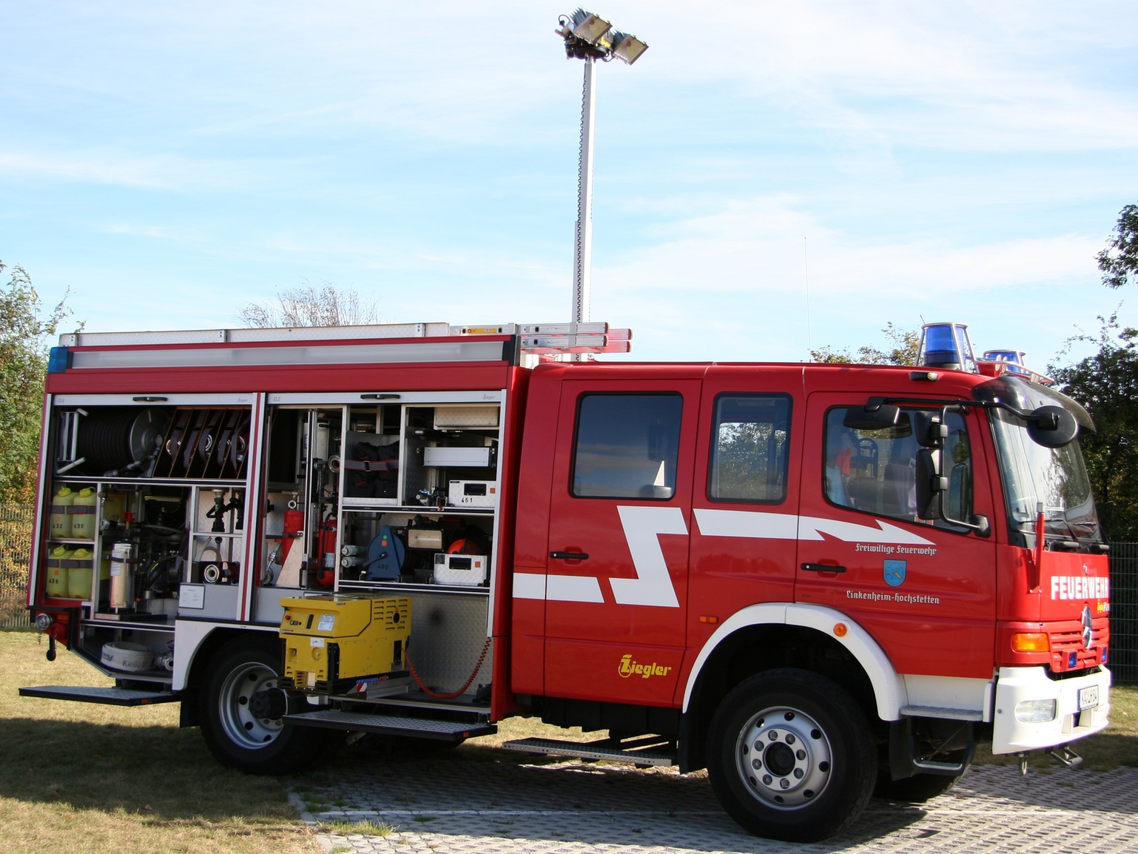 Mercedes Benz Atego 1325 AF Feuerwehr mit Aufbau von Ziegler