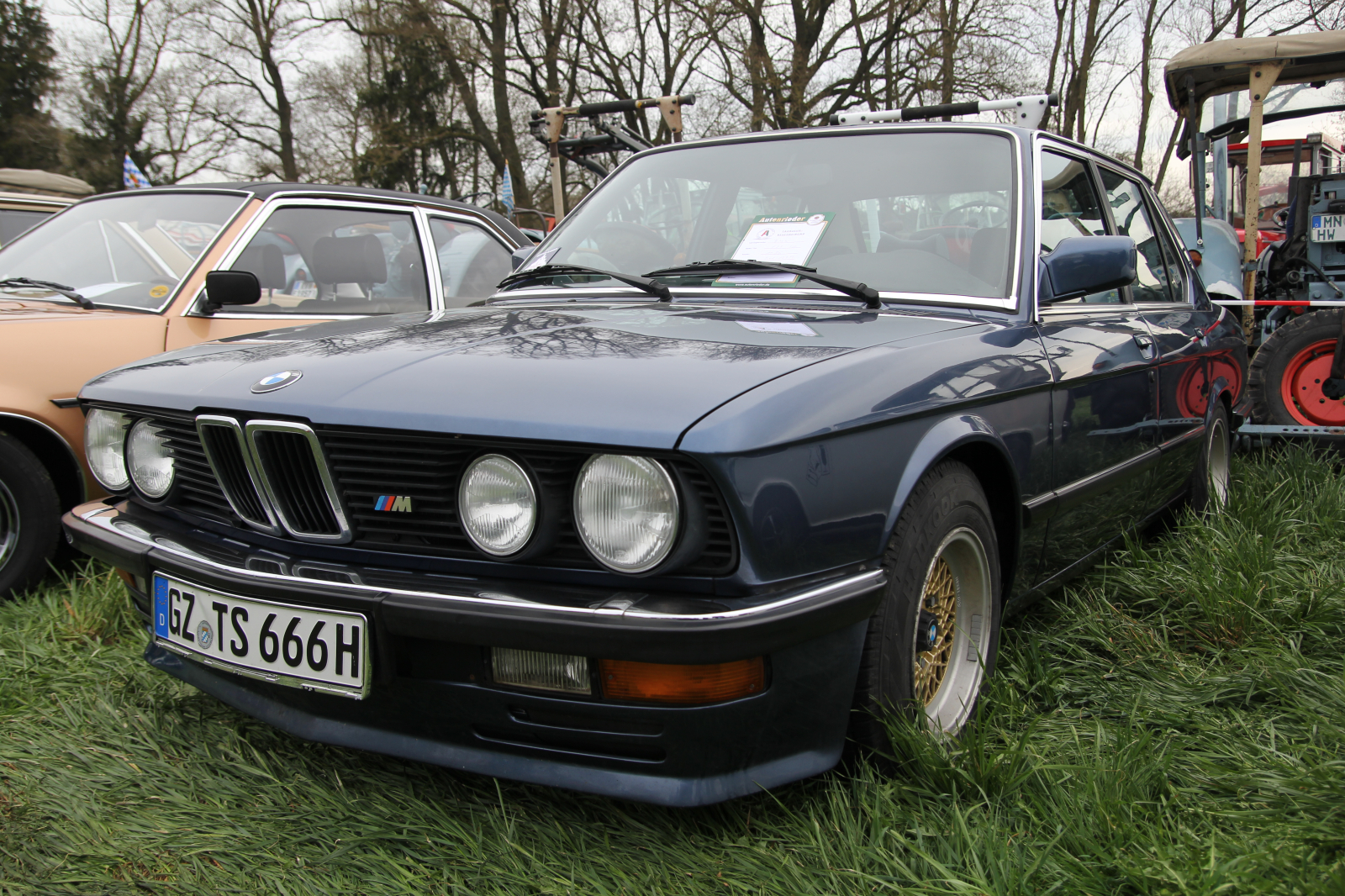 BMW 520 i E28