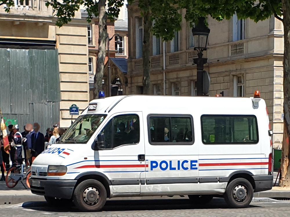 Renault Master Polizei