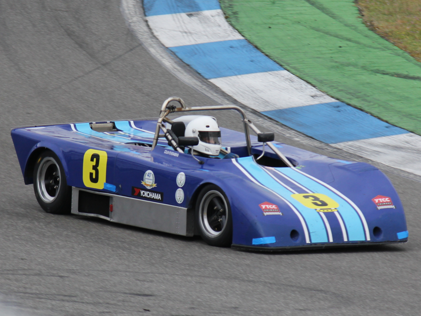 Lola T 492