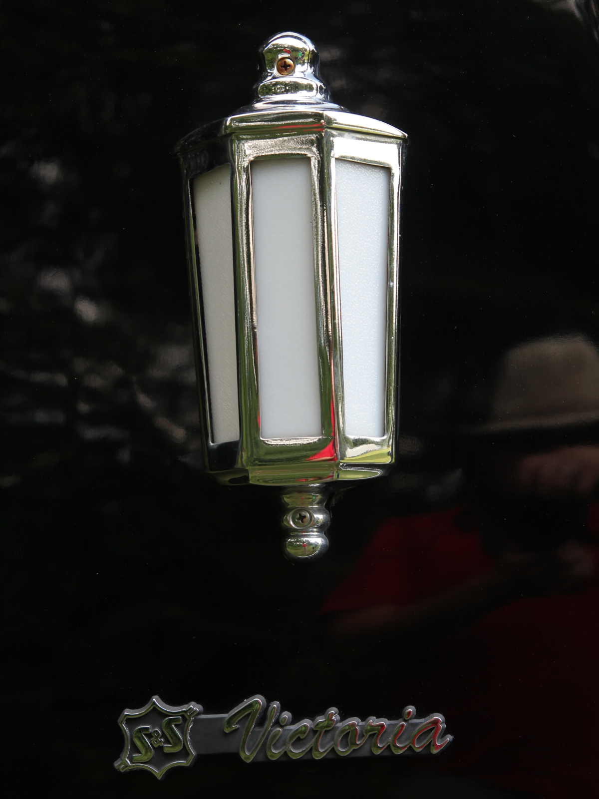 Cadillac Fleetwood Victoria mit Aufbau von S&S Detail