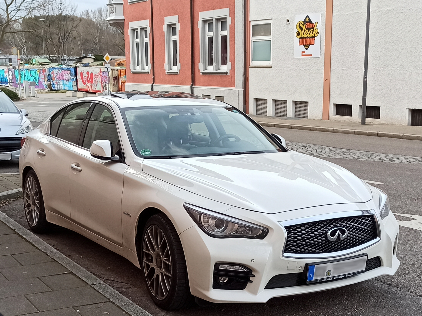Infiniti Q50 S