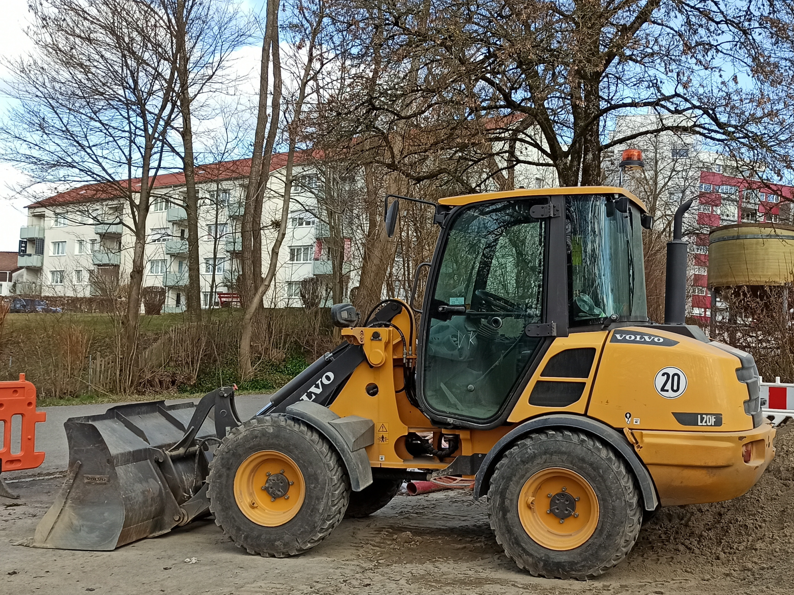 Volvo L20F