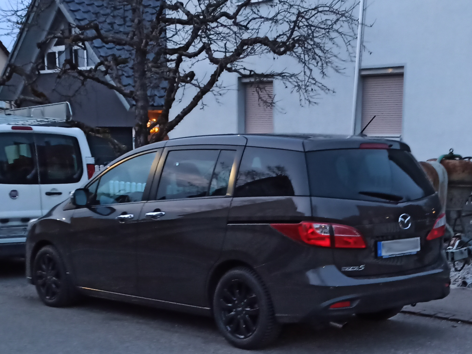 Mazda 5
