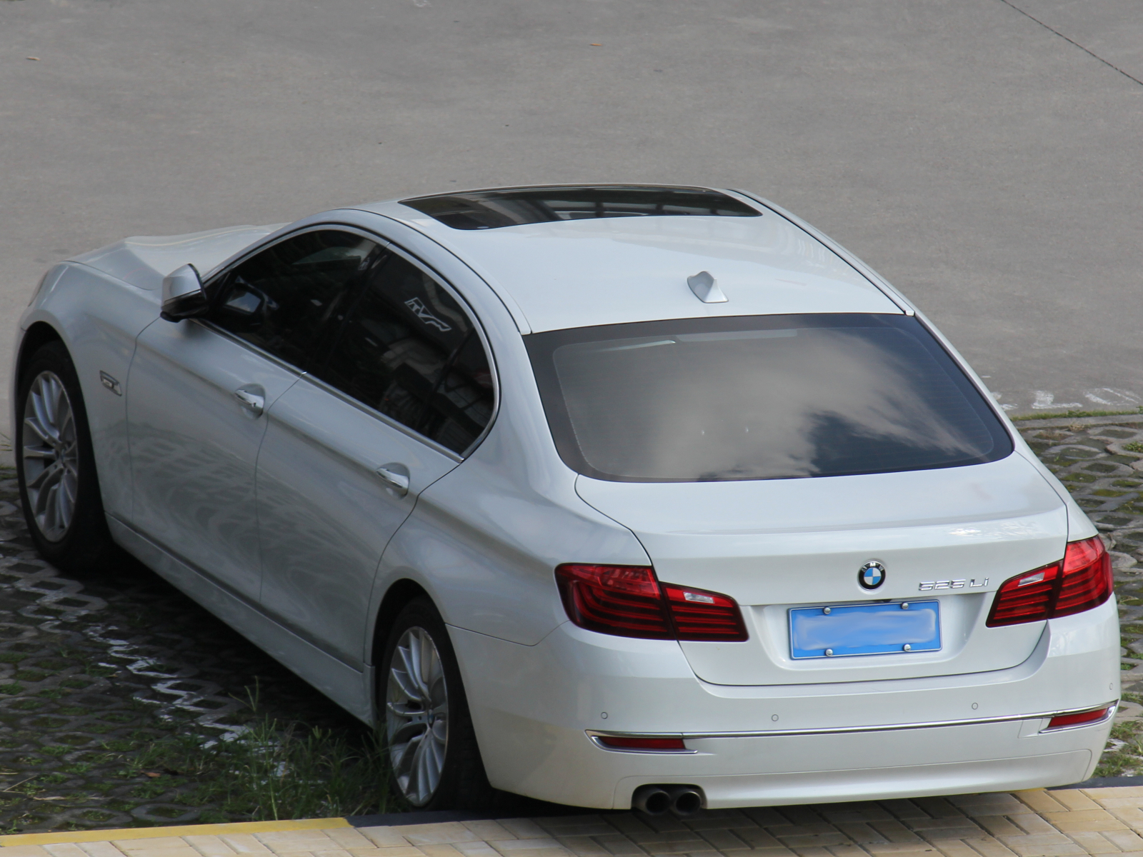BMW 525 LI F18