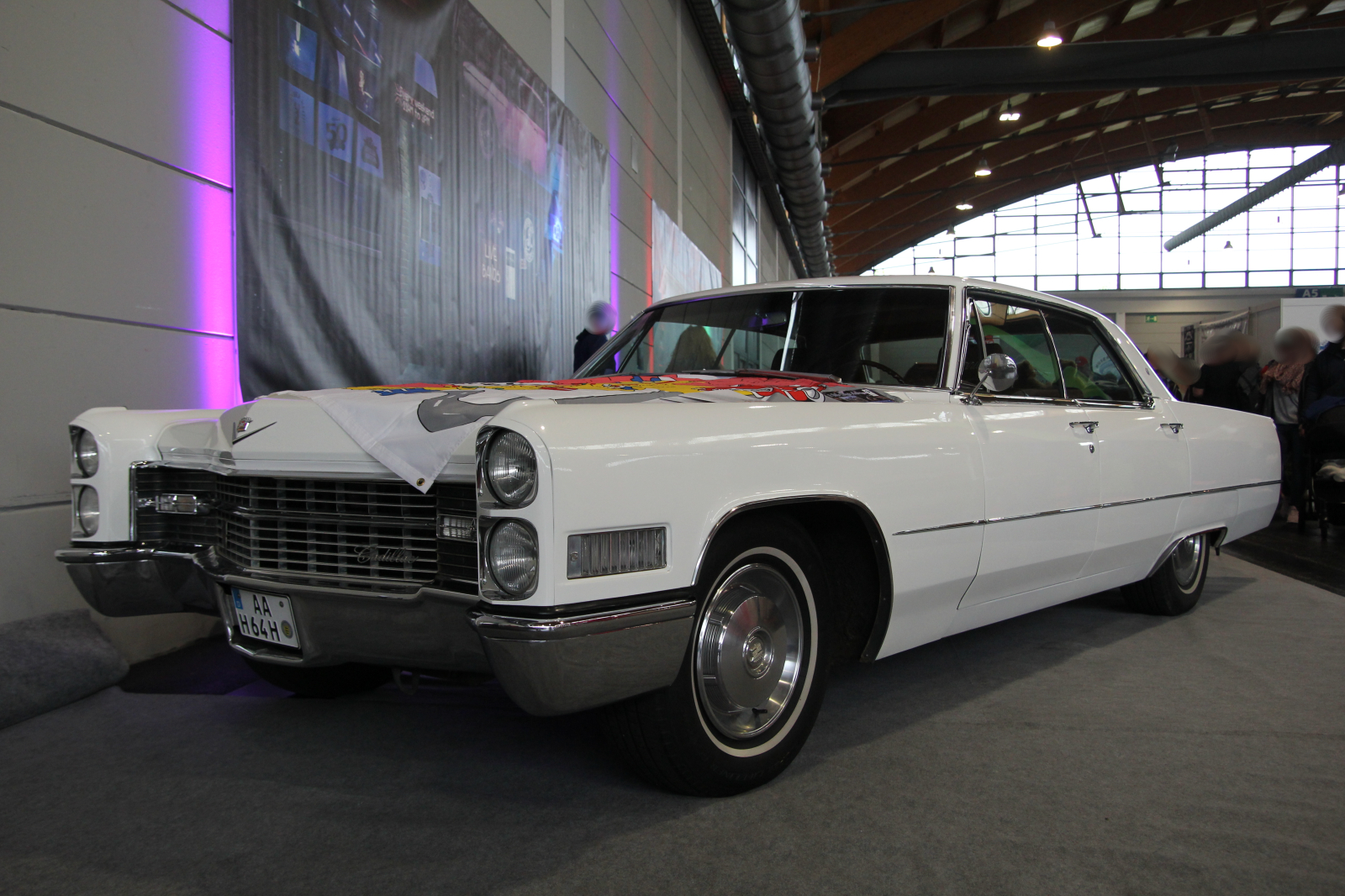 Cadillac Sedan De Ville