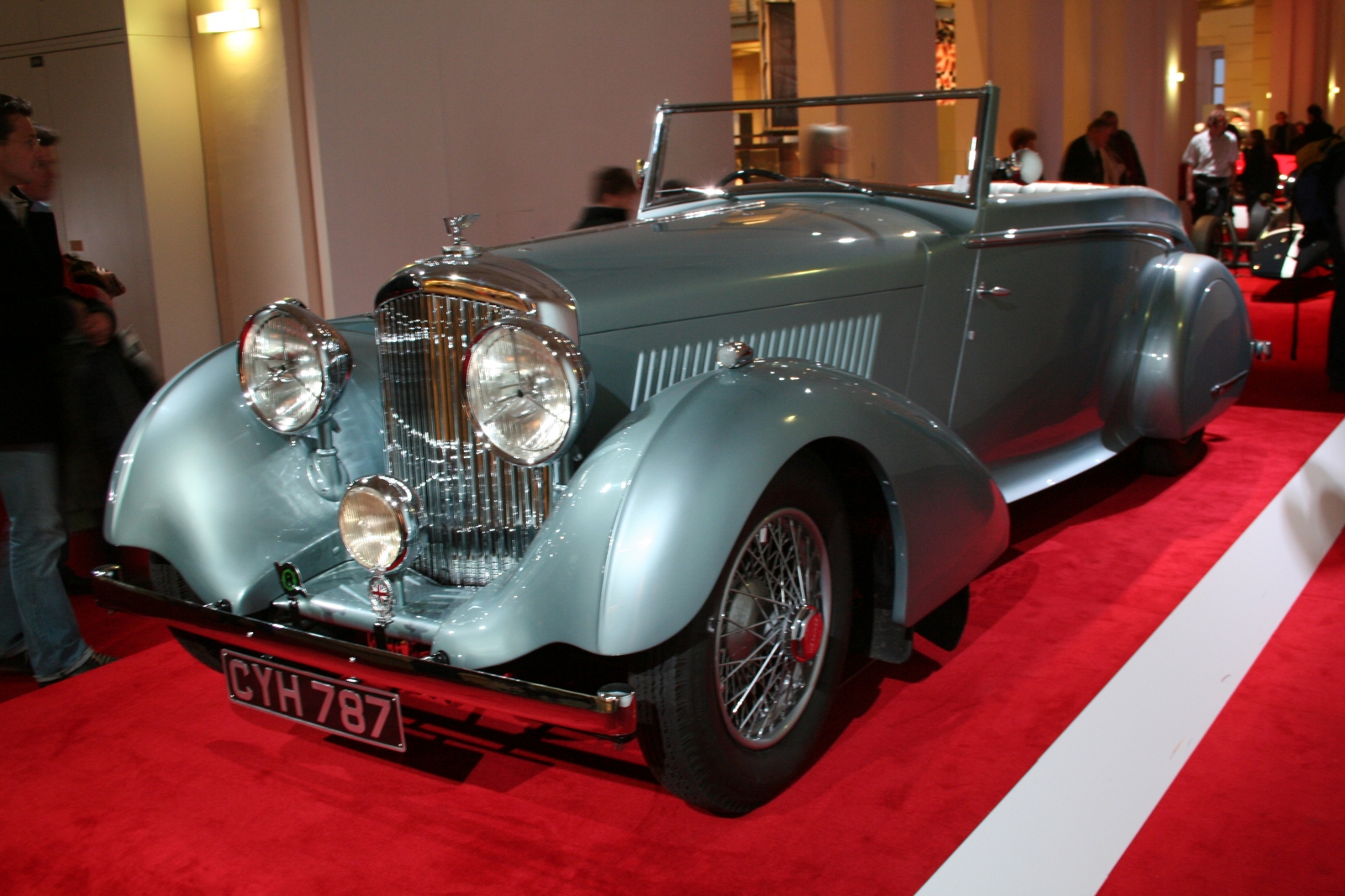 Bentley 4,25 Litre streamlined-doubleheaded-coup