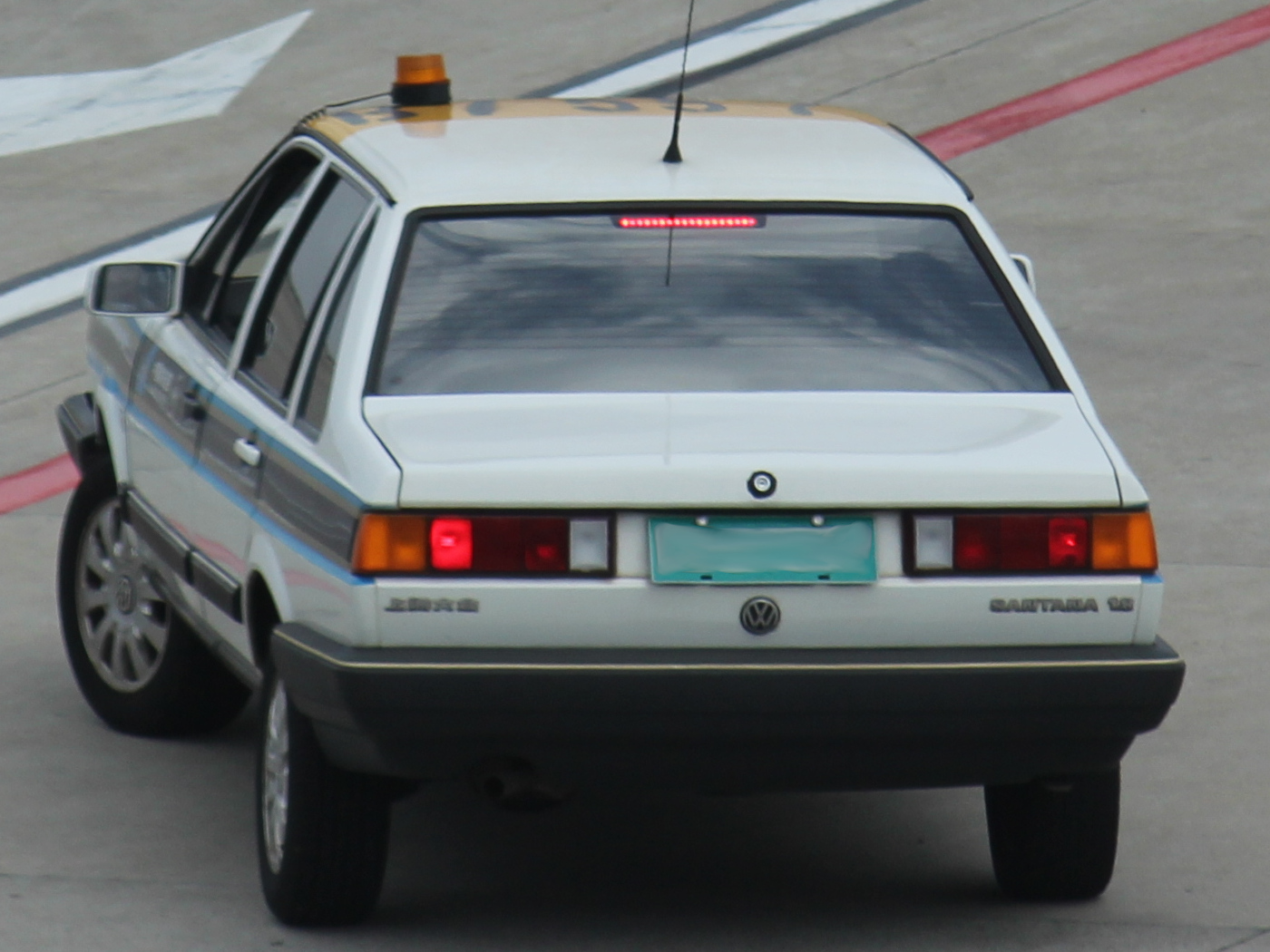 VW Santana