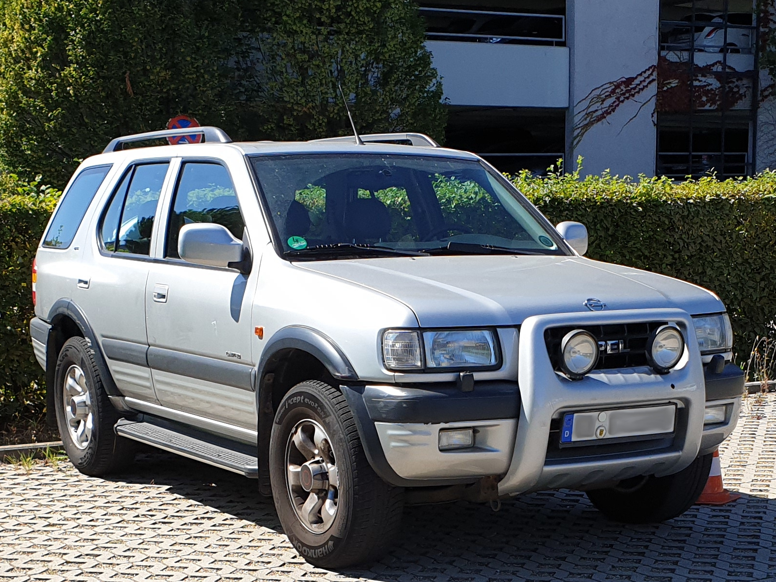 Opel Frontera
