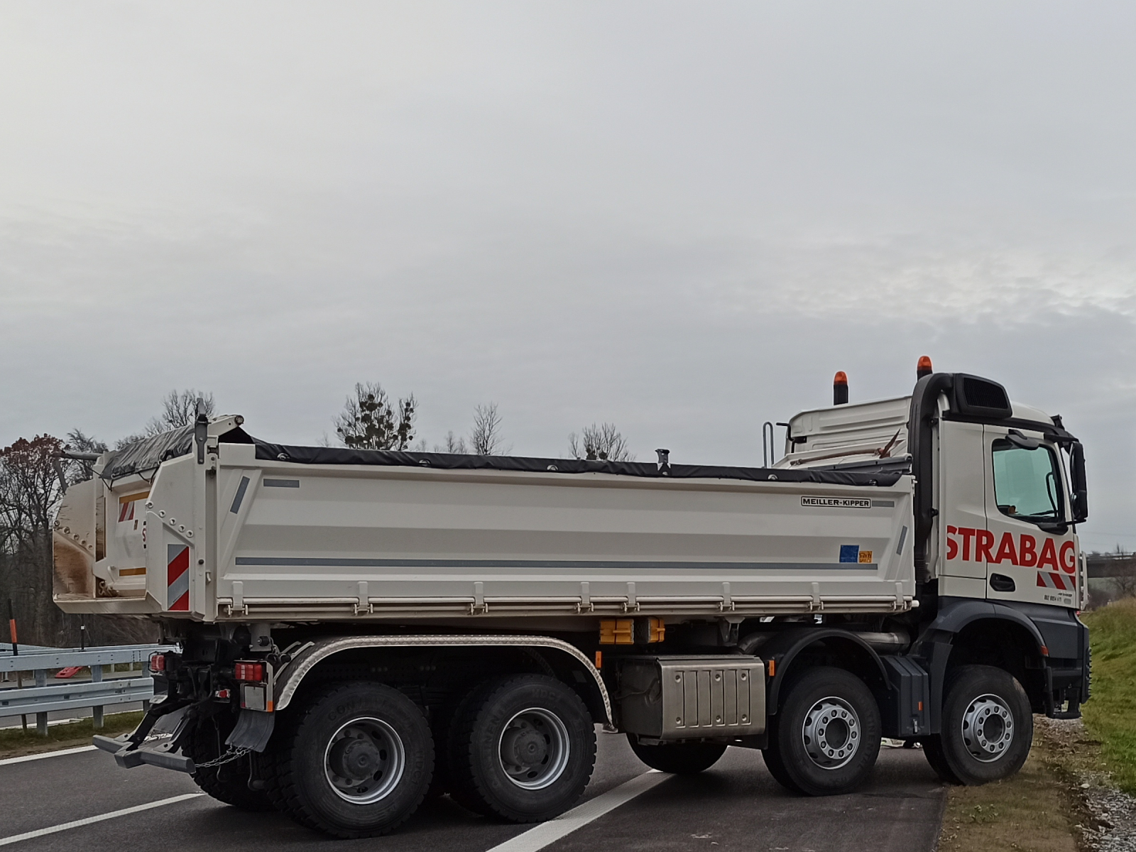 Mercedes Benz Arocs 4145